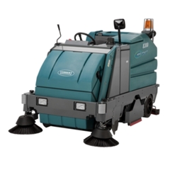 8300 駕駛式掃洗地機 / 8300 Sweeper-Scrubber